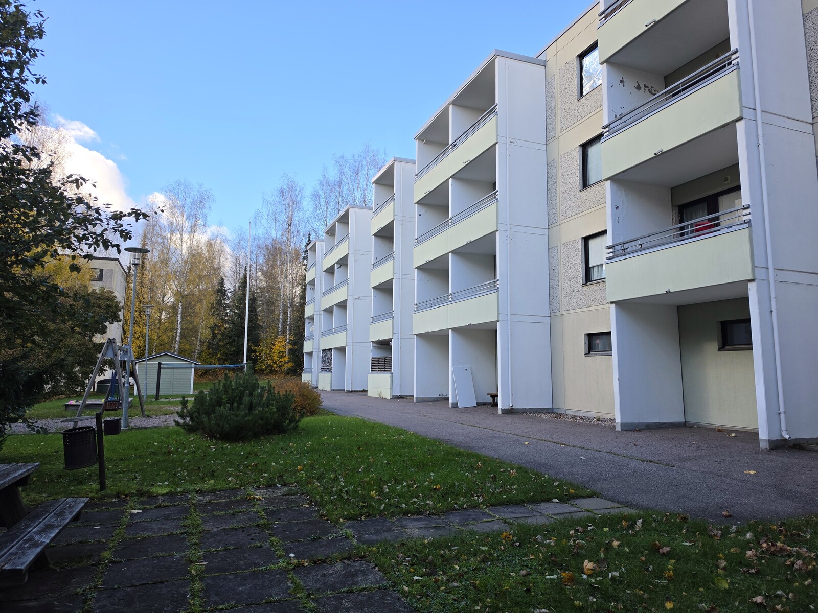 Katsastajankatu 17