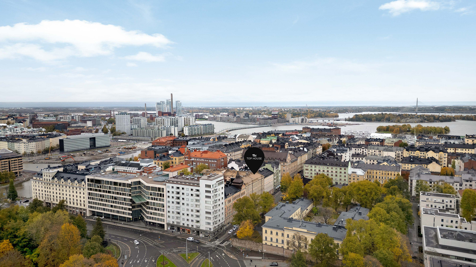 Julkisivu dronella 4