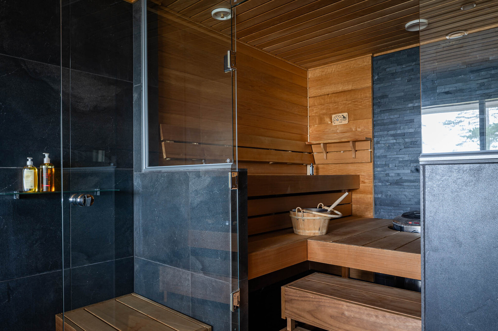 Kirkkoseläntie 10 - kuva 37