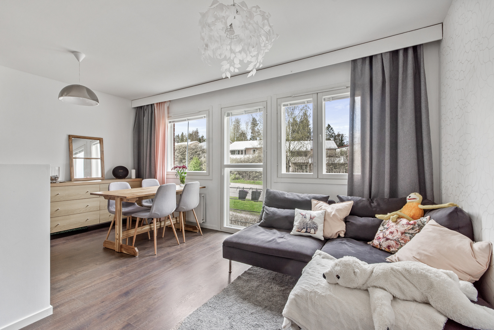 Hösmärinkuja 1, 02760, Espoo