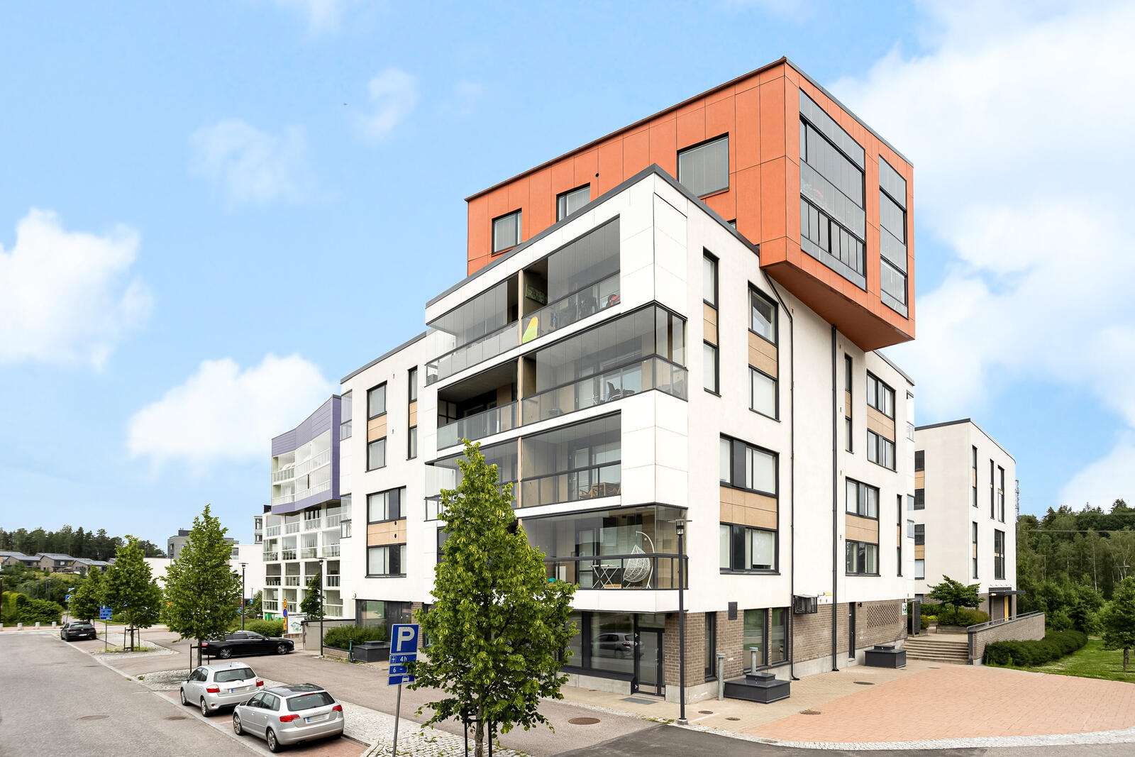 Kuva toimitilan julkisivusta osoitteessa  Magneettikatu 1, Espoo (Saunalahti)