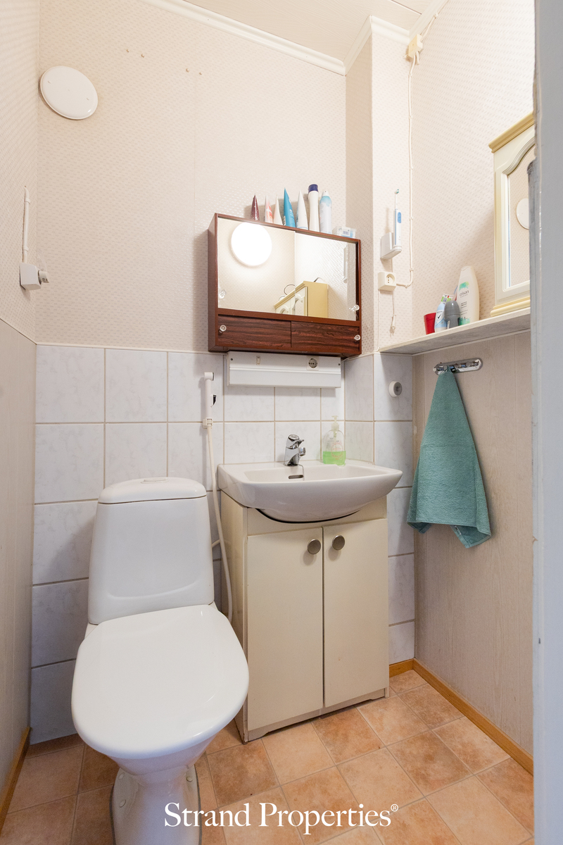 Image 12