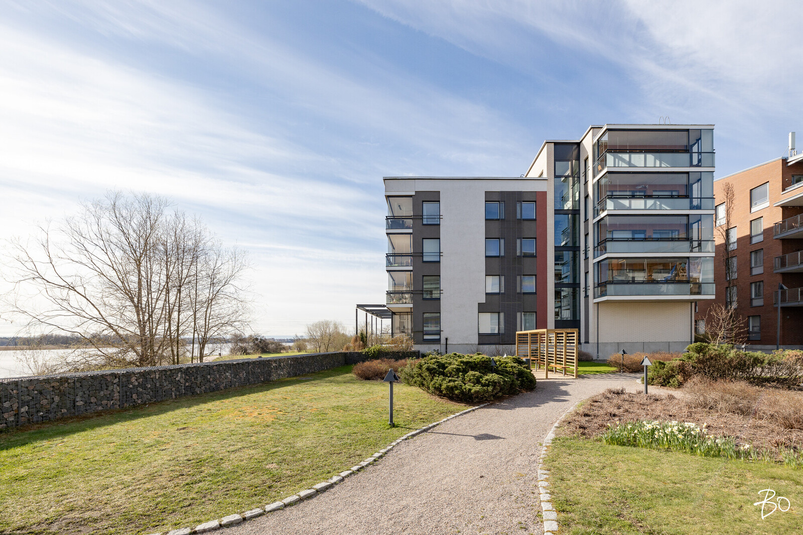 Posliinipiha 6 - kuva 16