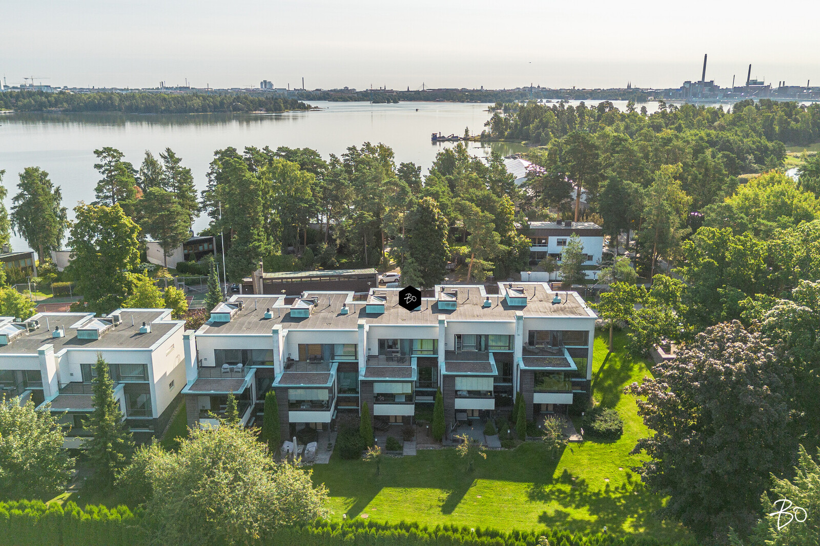 Saarihuhdantie 1a - kuva 1