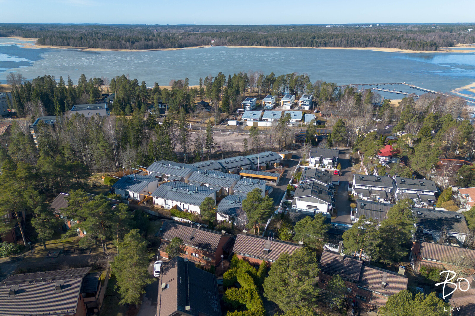 Laurinlahdenkuja 18 - image 1