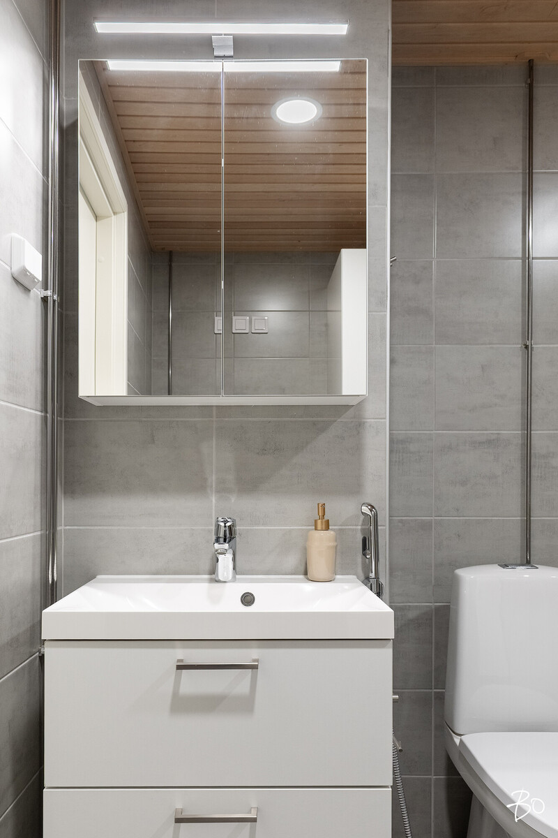 Kansikatu 1 - kuva 15