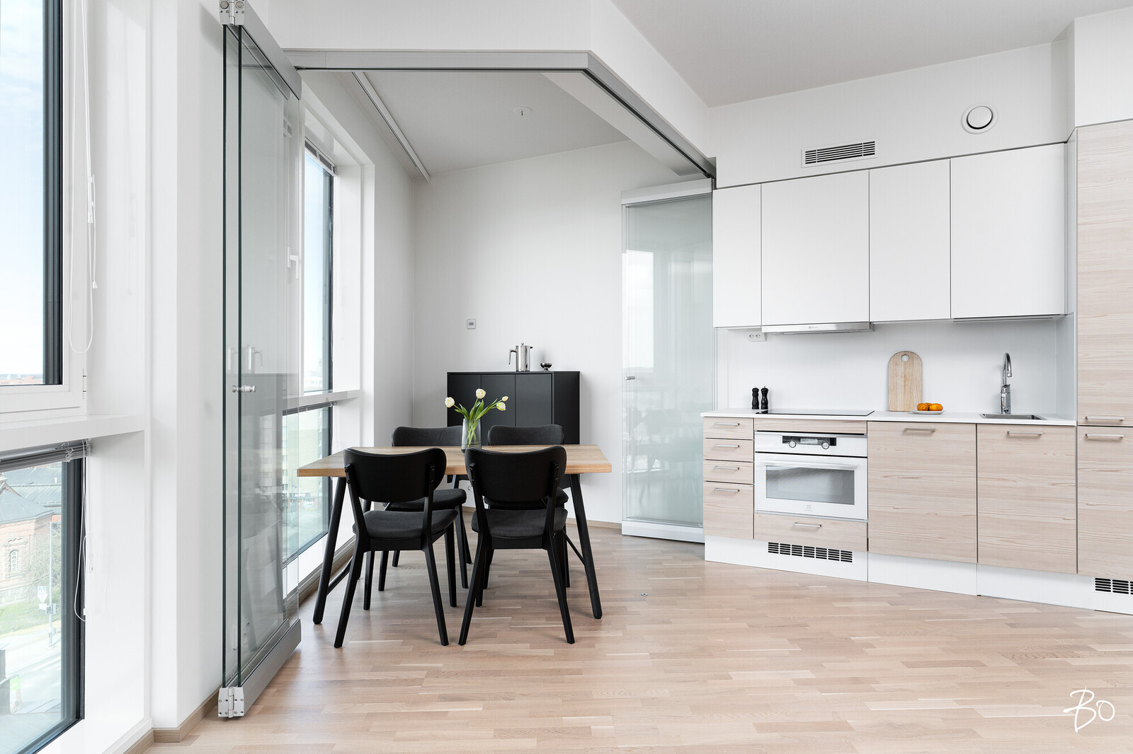 Kansikatu 1 - kuva 8