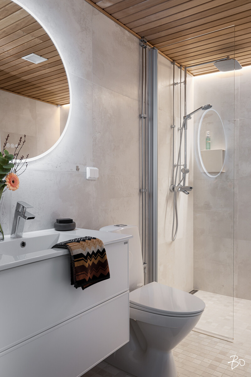 Nahkahousuntie 5 - kuva 16