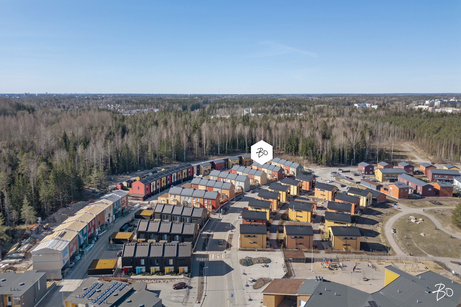 Neitoperhosentie 9 - kuva 22