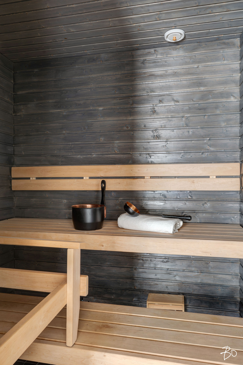 Neitoperhosentie 9 - kuva 18