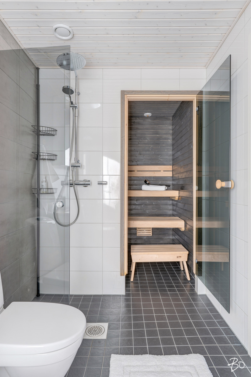 Neitoperhosentie 9 - kuva 16