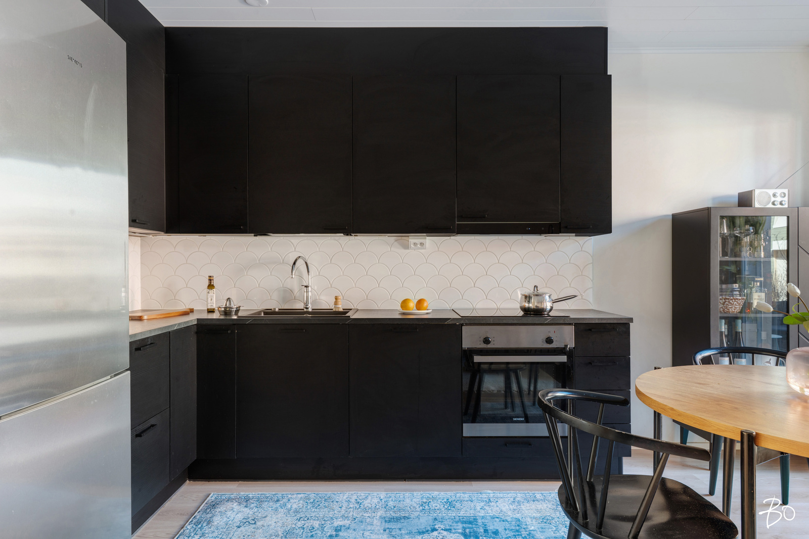 Neitoperhosentie 9 - kuva 6