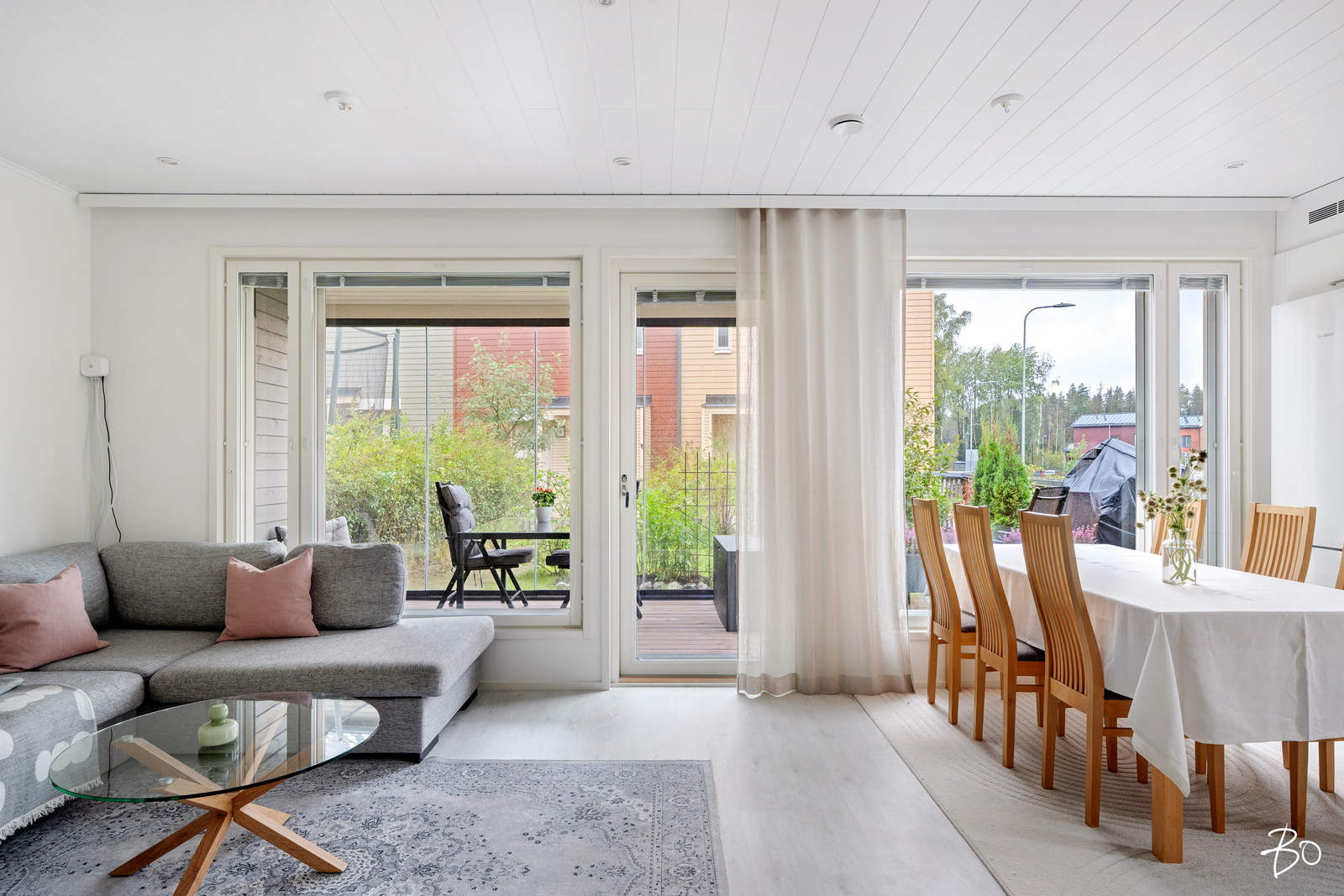 Neitoperhosentie 7 - bild 3