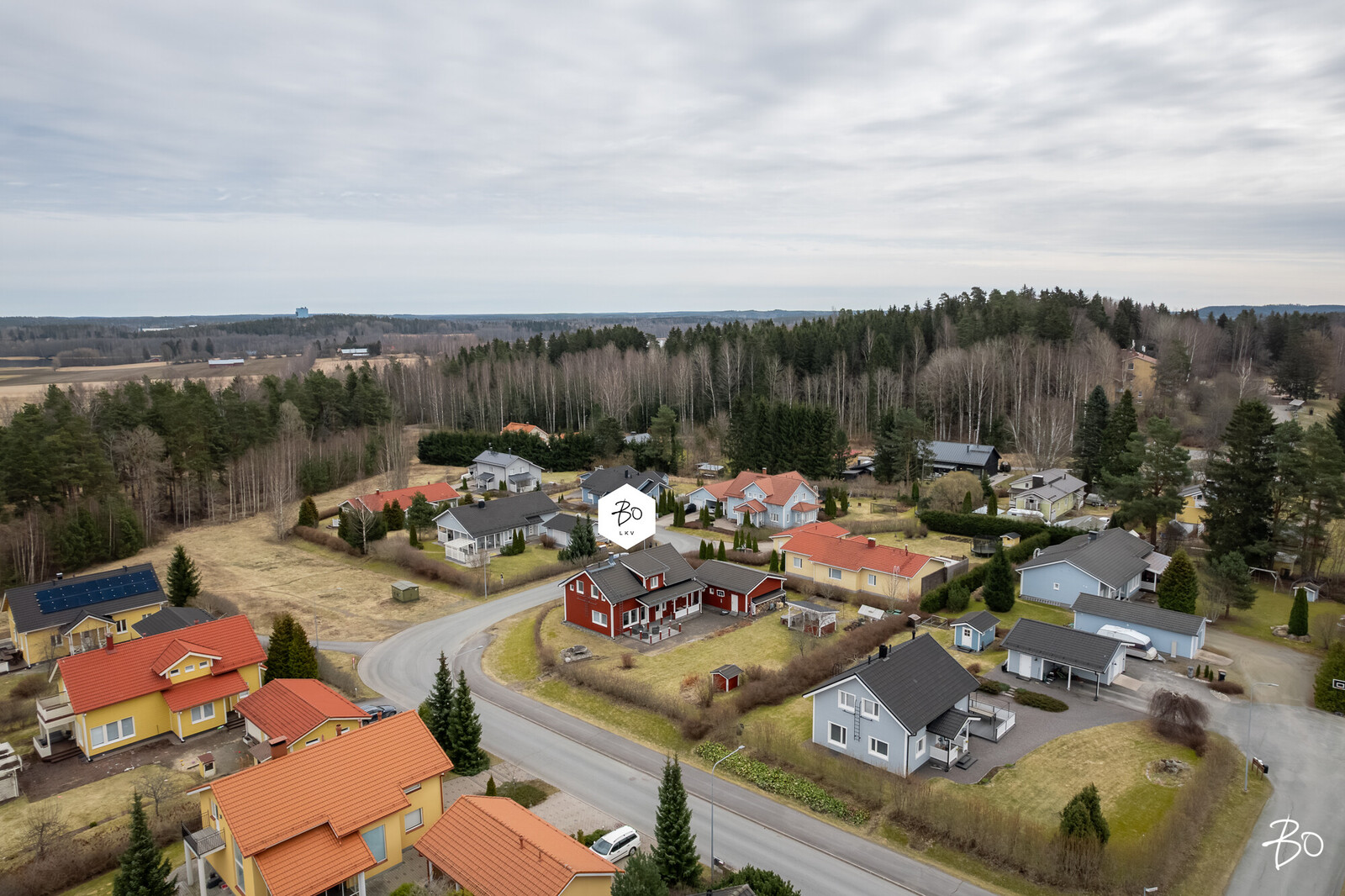 Ruusunpunantie 10 - kuva 46