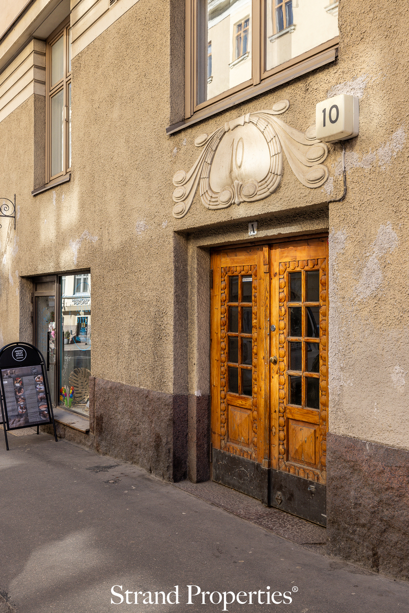 Image 44