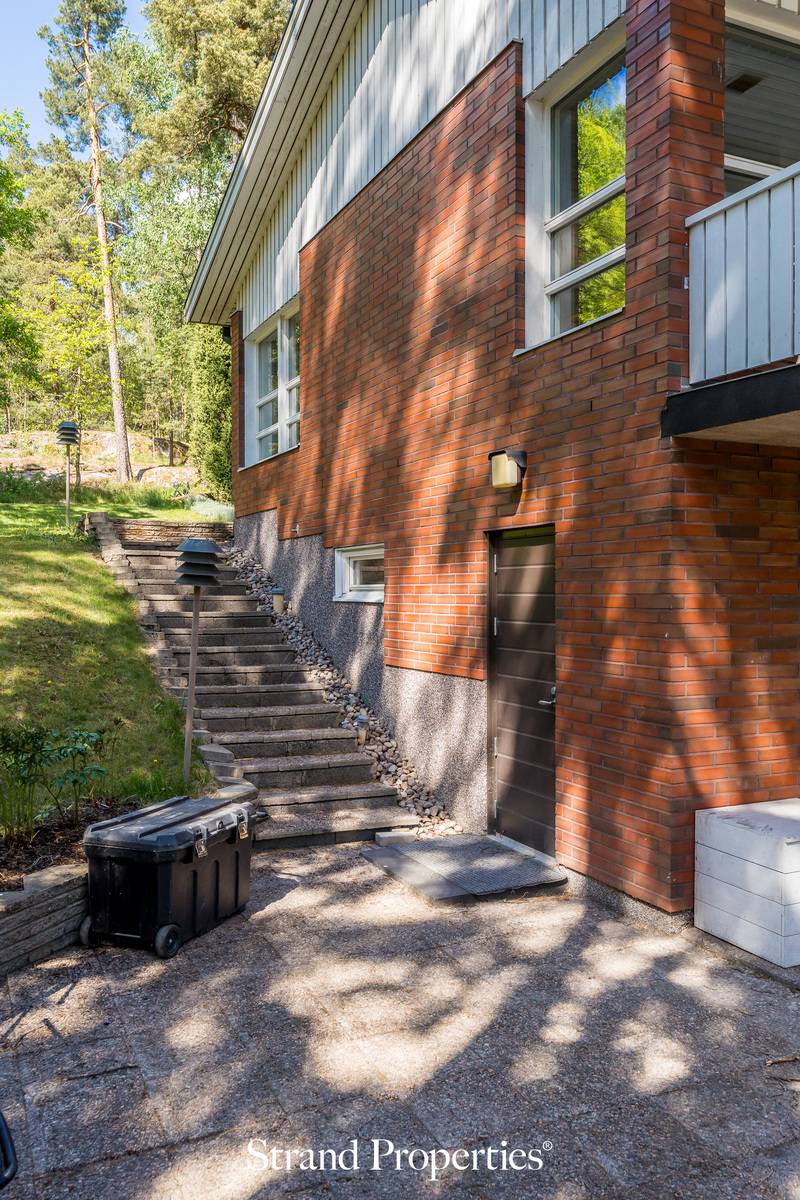 Image 33