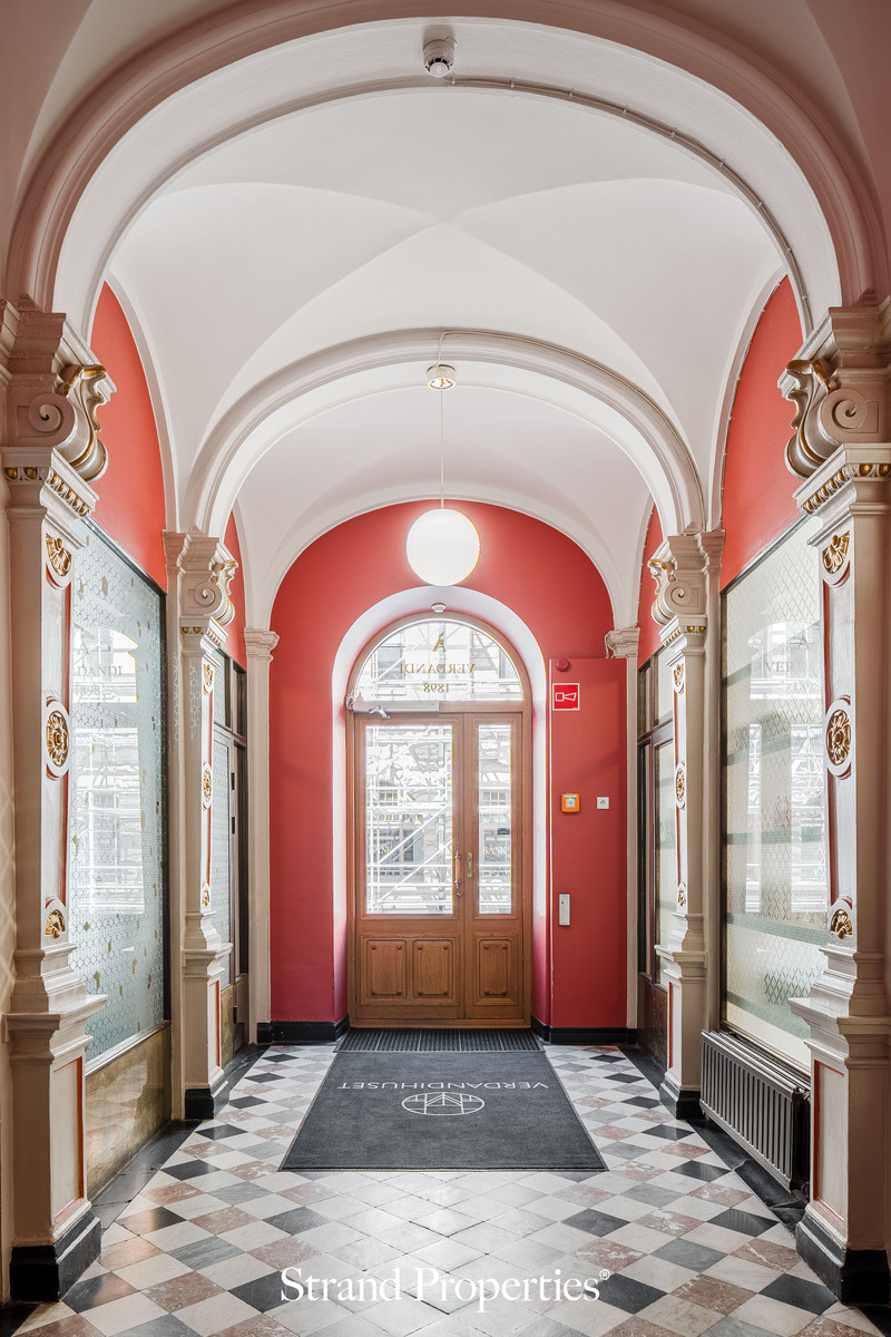 Image 37