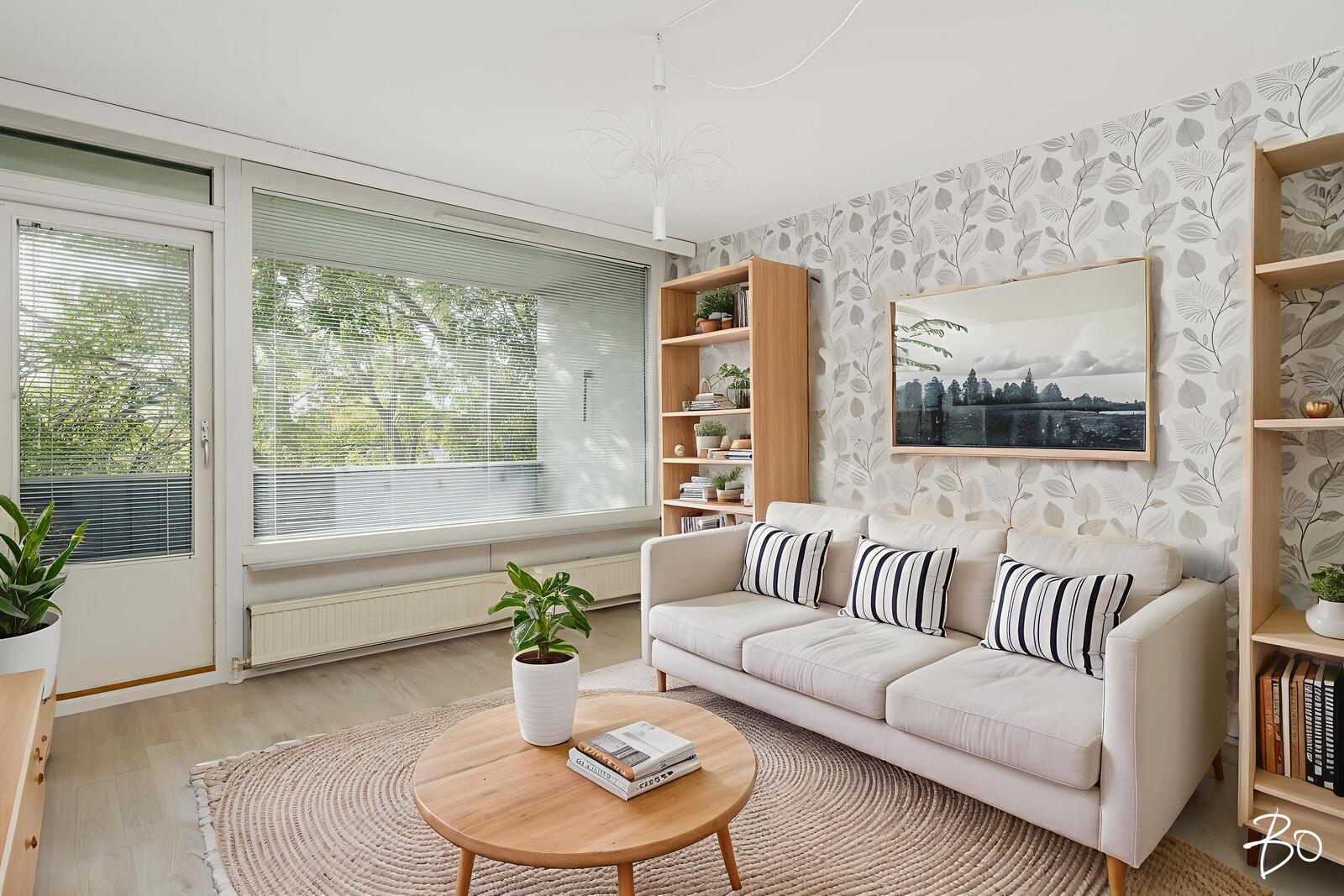 Ajurinkuja 2 - kuva 1