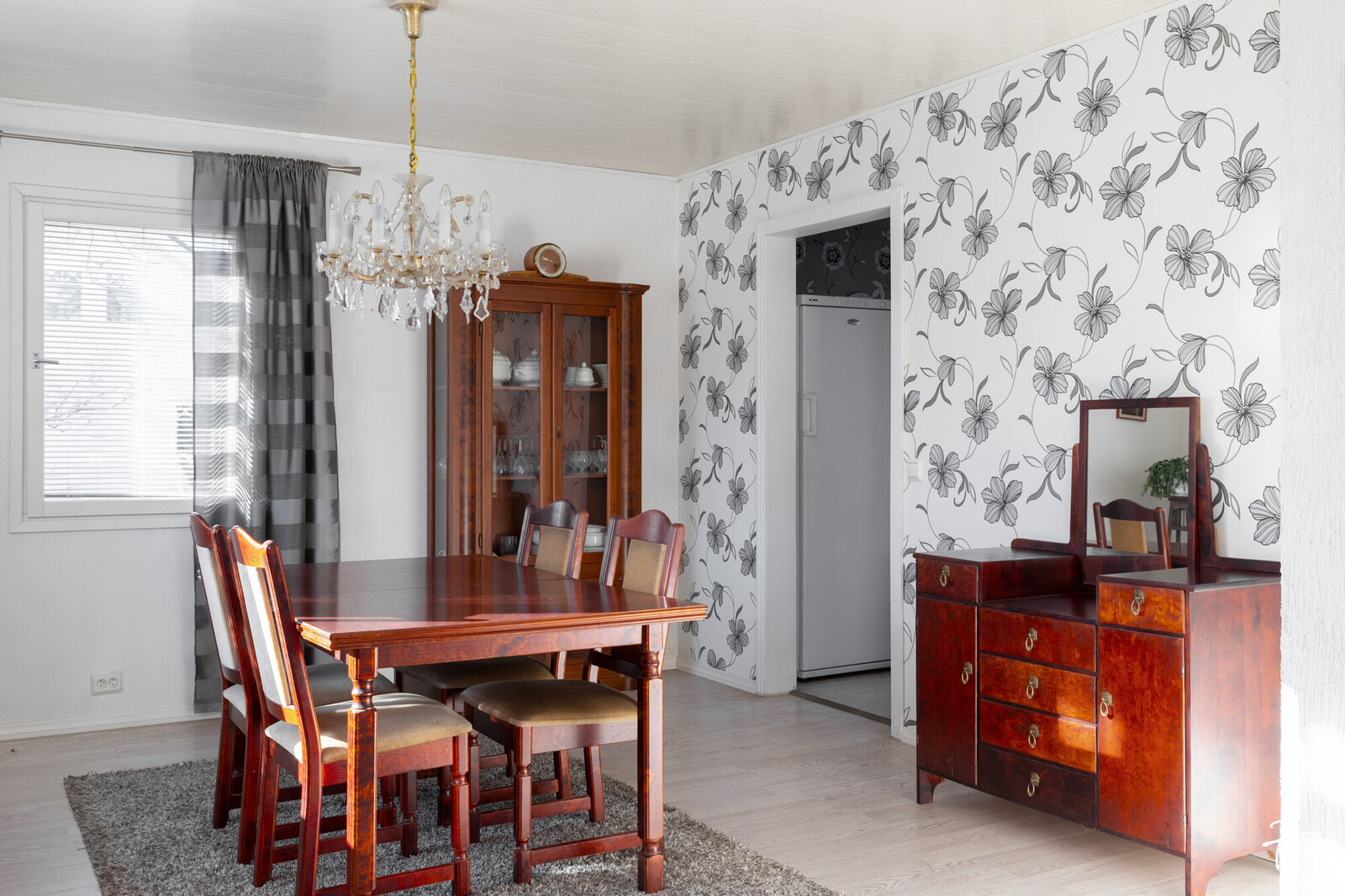 Hiekkapellontie 11 - image 10