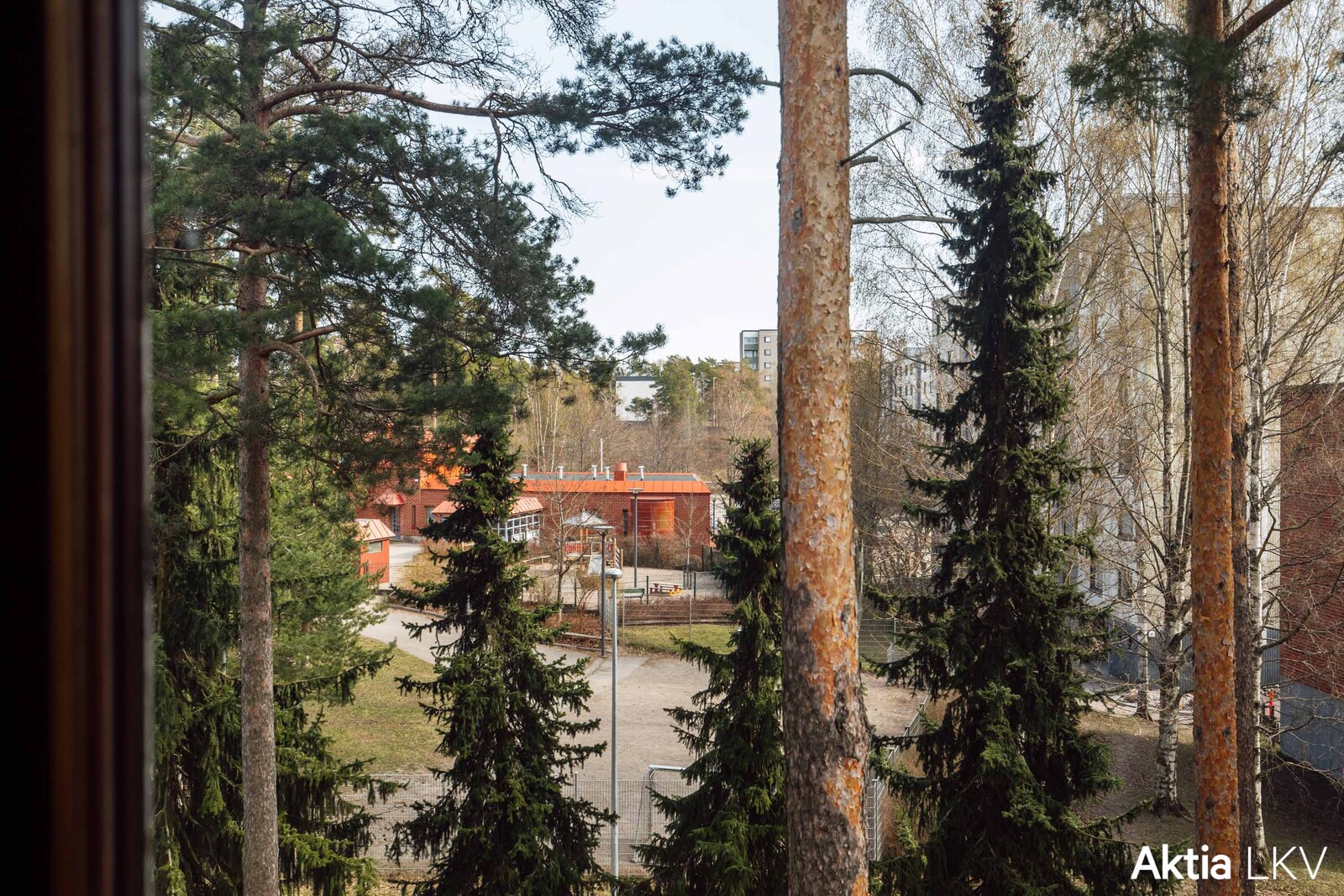 Maisema makuuhuoneesta