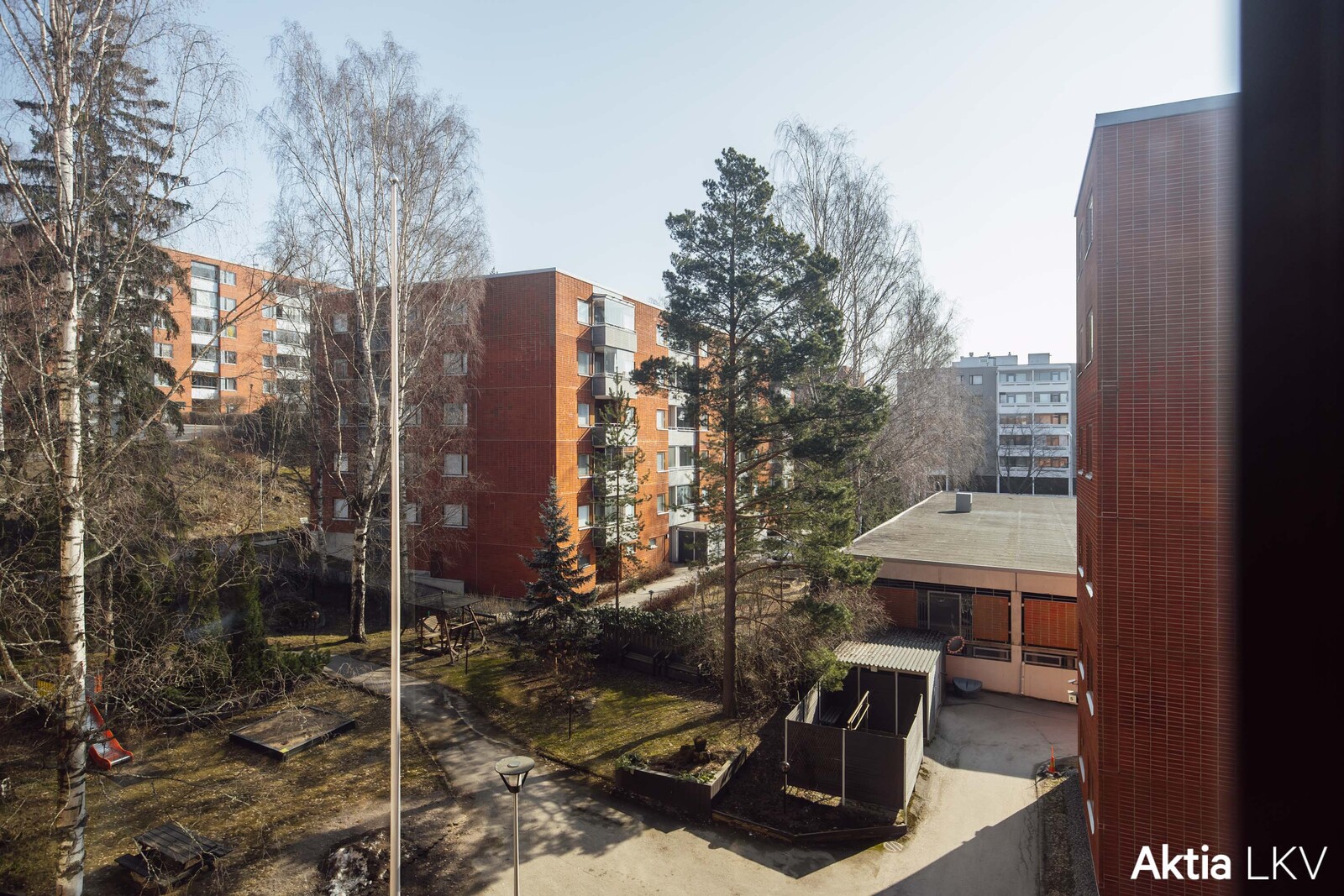 näkymä sisäpihalle