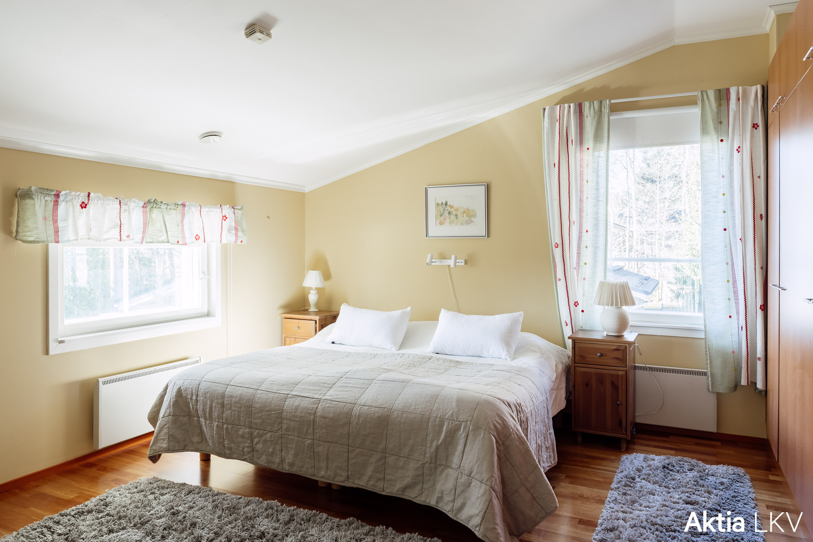 Yläkerran makuuhuone