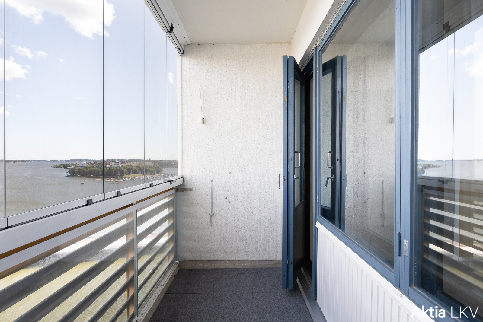 Iso lasitettu parveke