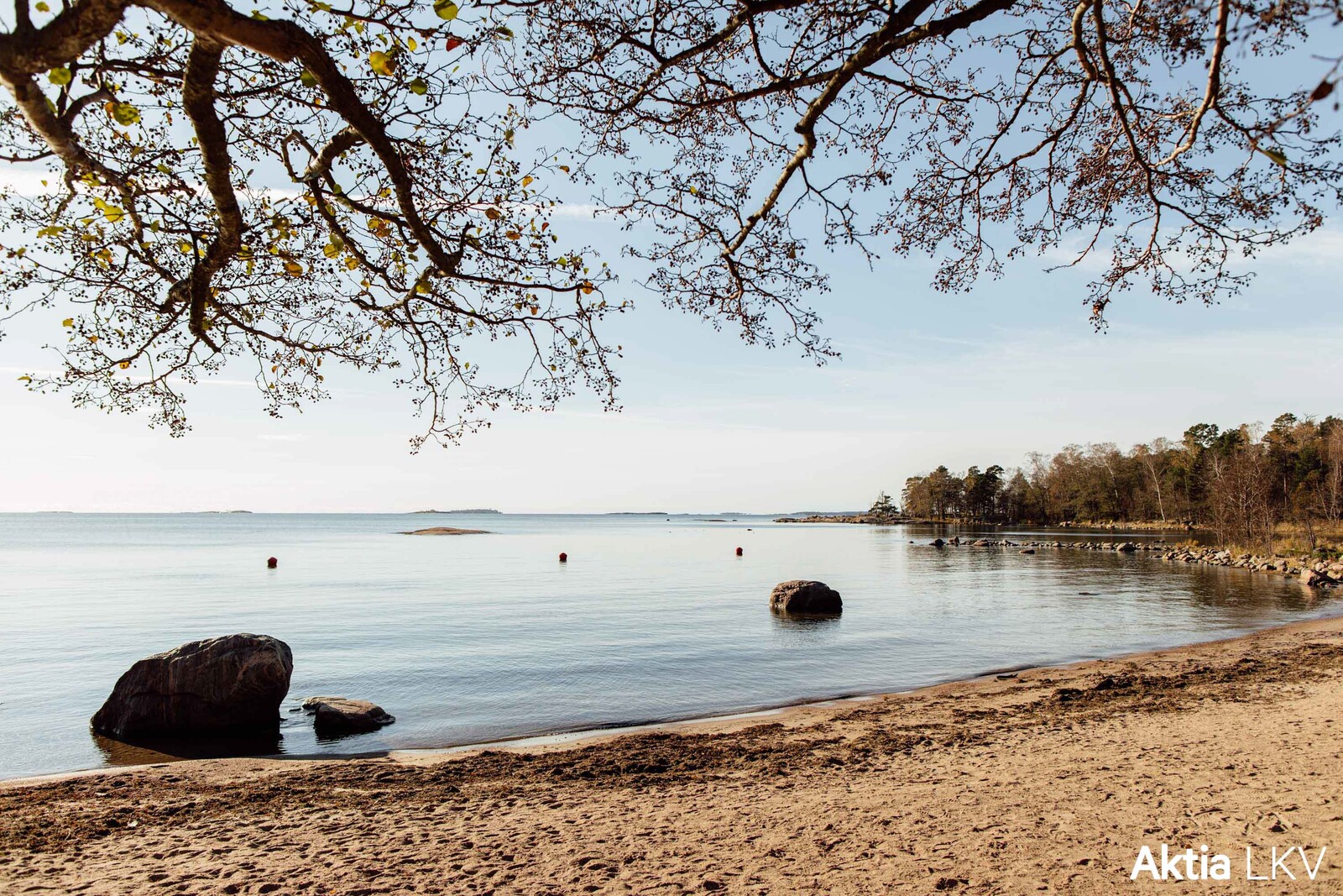 Myös ranta ihan lähellä