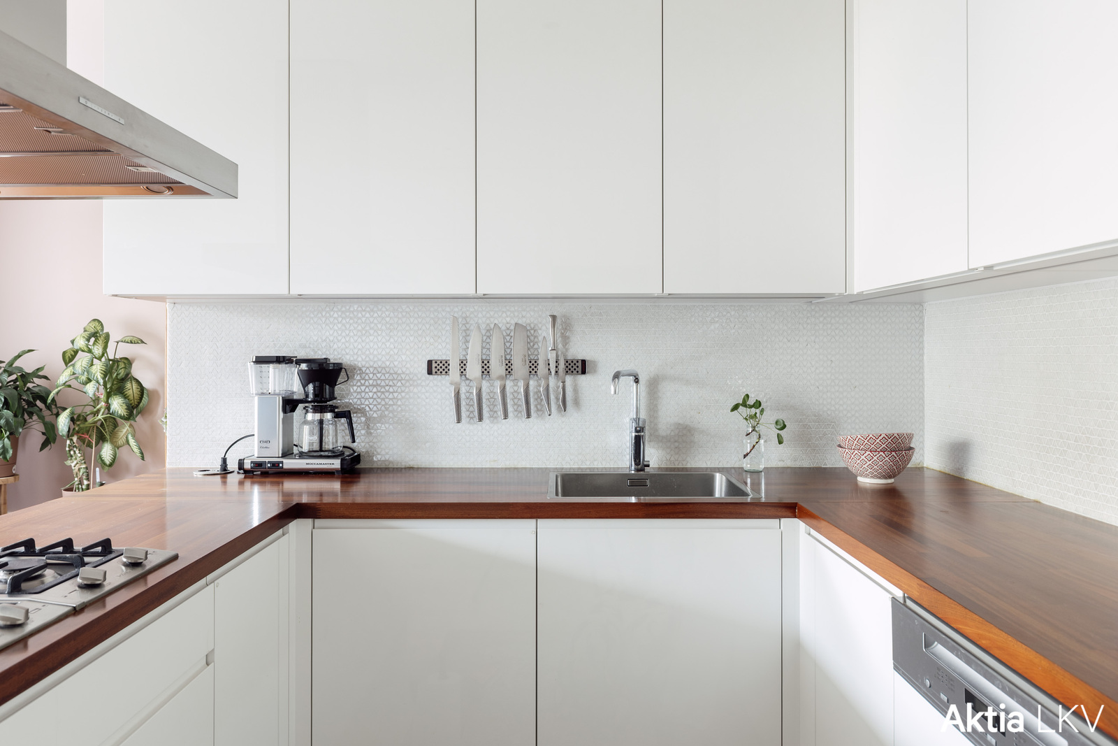 Tyylikäs avokeittiö