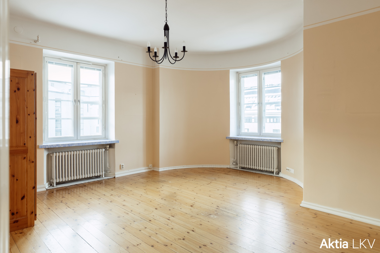 Erkkeri ikkuna luo tunnelmaa