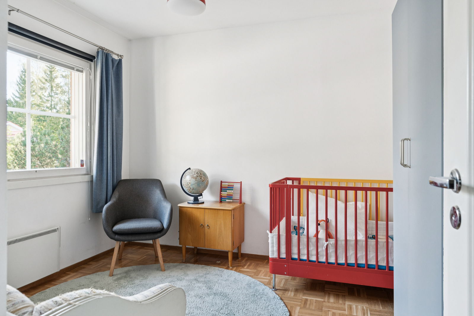 Yläkerran makuuhuone