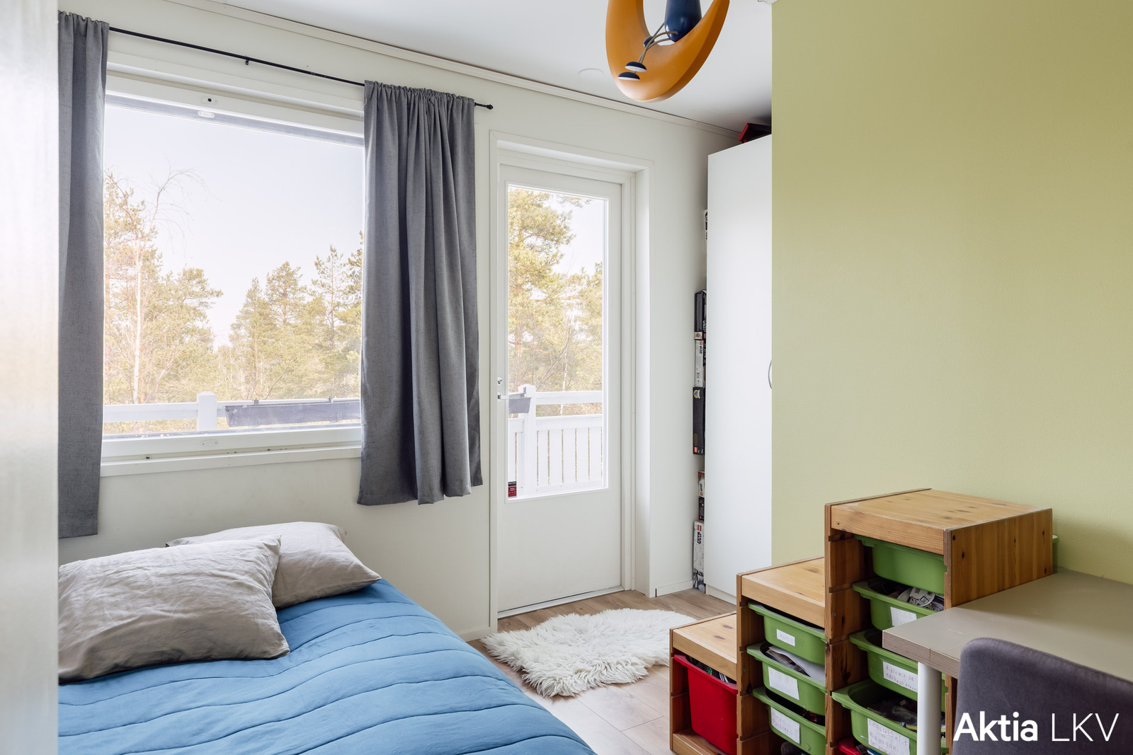 Yläkerran makuuhuone