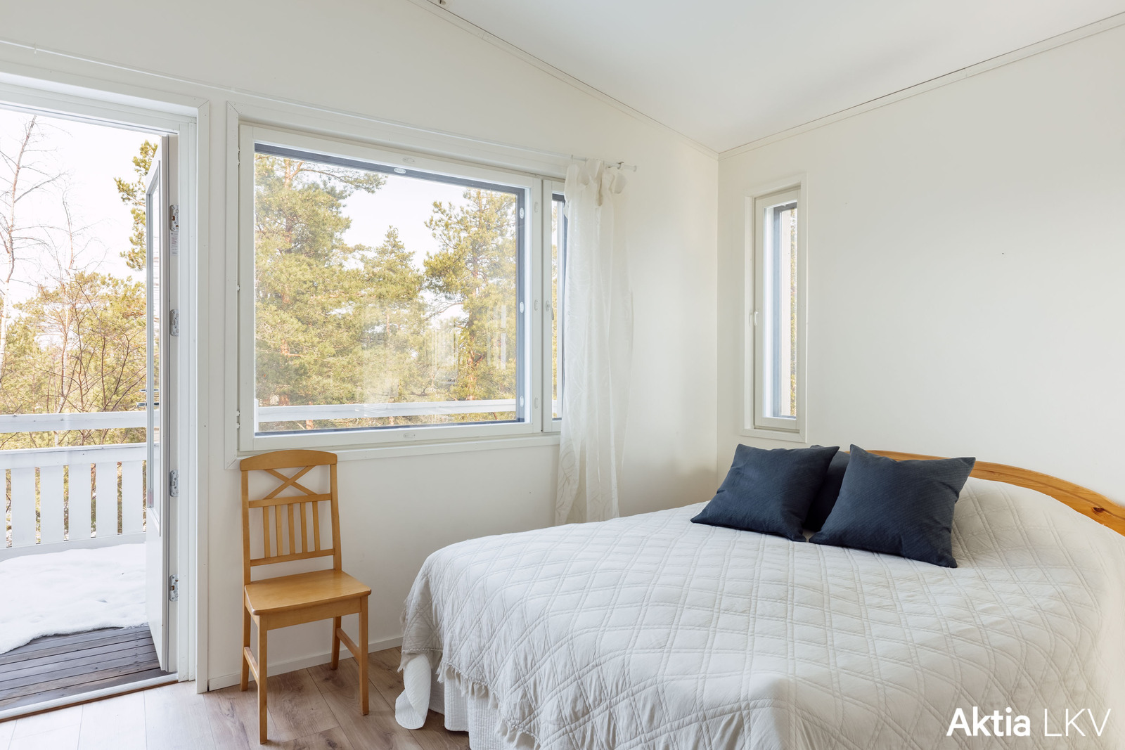 Ylkerran iso makuuhuone