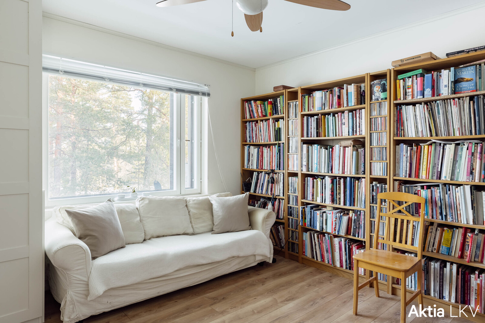 Alakerran makuuhuone