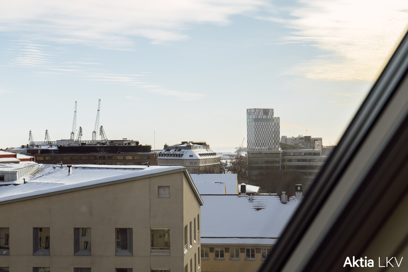 Näkymä Clarionin ja Jätkäsaaren suuntaan, jossa merikin pilkottaa