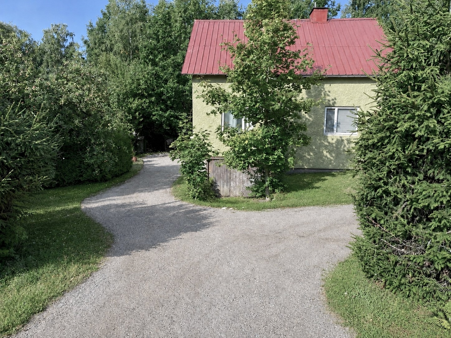 määräala talon takana