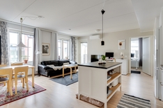 Taidemaalarinkatu 10, Helsinki (Kuninkaantammi), Kuva 5, esikatselu