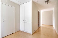 Kartanonkaari 22, Helsinki (Malminkartano), Kuva 9, esikatselu