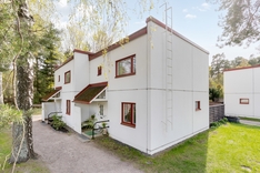 Karhusuonkuja 2, Helsinki (Pukinmäki), Kuva 15, esikatselu