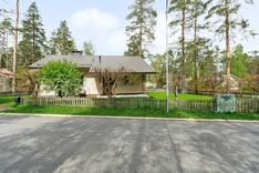 Kuningasvuorenkatu 24, Hyvinkää (Kirjavatolppa / Puolimatka), Kuva 3, esikatselu