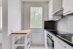 Kaarenjalka 6, Helsinki (Kontula), Kuva 4, esikatselu