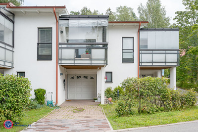 Pitkämäentie 57, Paloheinä, Helsinki