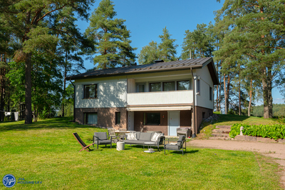 Eestinkyläntie 215, Eestinkylä, Kirkkonummi