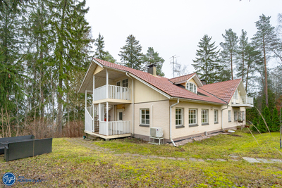 Metsäkalliontie 7, Veikkola, Kirkkonummi