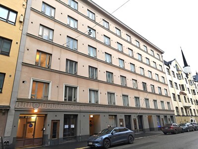 Pietarinkatu 11, Ullanlinna, Helsinki