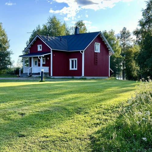 2. Hirsitalo "AarnenTupa"  4mh, tupa/keittiö, 2. Hirsitalo "AarnenTupa"  4mh, tupa/keittiö,