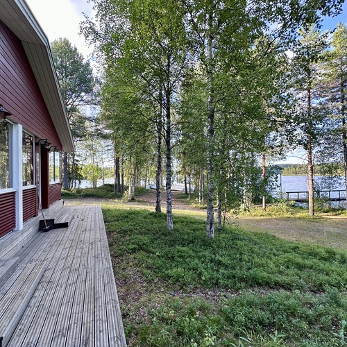 10. Rantasauna. kaksi  tilaa miehille ja naisille