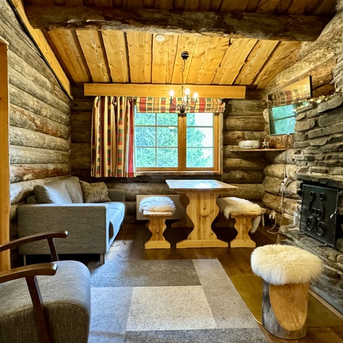 Lomahuoneisto, Salmilammintie 6, Rukatunturi, Ruka Rukatunturi Salmilampi, 1mh, k+oh+kh+s+parvi, 45 m², 135 000 €