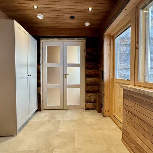 makuuhuone 3, kulku terassille