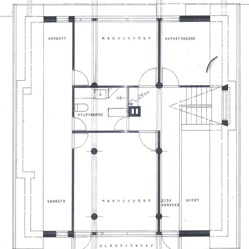 pohjakuva yläkerta, pohjakuvasta poiketen varastohuone on makuuhuone pohjakuva yläkerta, pohjakuvasta poiketen varastohuone on makuuhuone
